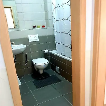Brand New 2 Bedroom Апартаменти *