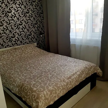 Brand New 2 Bedroom Апартаменти Брашов